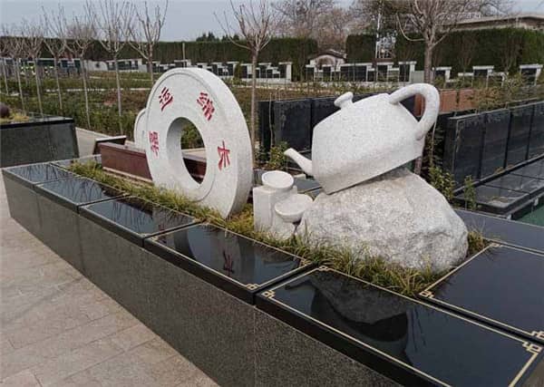 閻良漢皇樹葬墓園在深化殯葬改革方面取得了哪些成果？