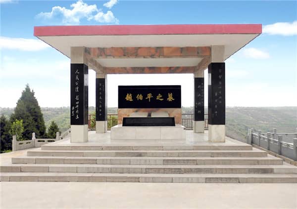 西安壽陽山墓園清明祭掃,探秘公墓