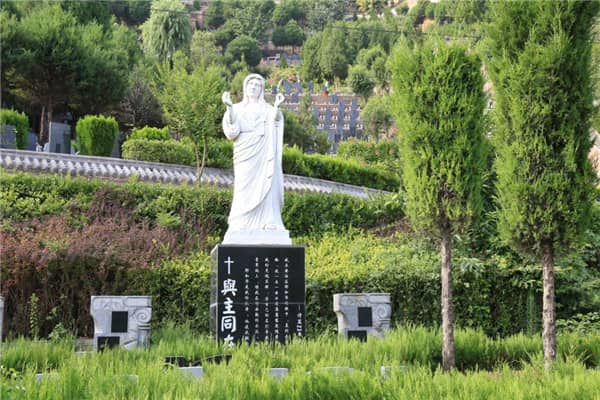 西安壽陽(yáng)山公墓的具體位置在哪里?如何方便地找到這個(gè)地點(diǎn)?