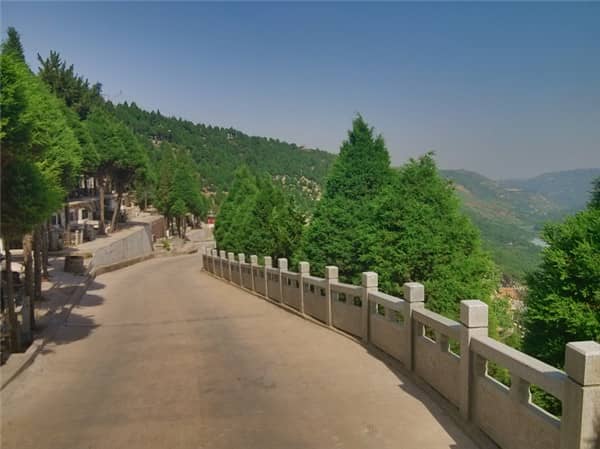 壽陽(yáng)山墓園春節(jié)期間正常服務(wù)