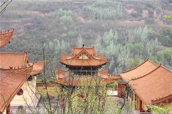 西安壽陽山墓園價位詳解:多重因素影響,選擇需謹慎