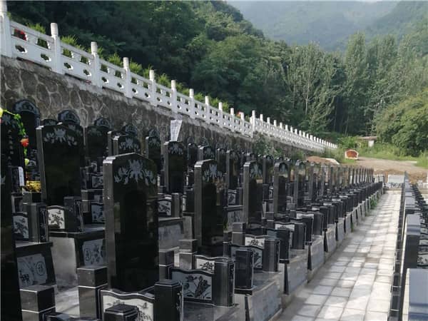 西安九龍山公墓:多樣葬式,尊重每一種選擇