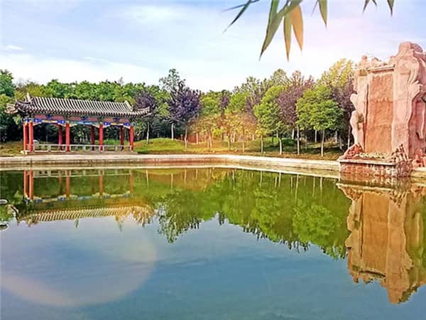 孕婦為何不宜去掃墓？背后是迷信還是有講究？
